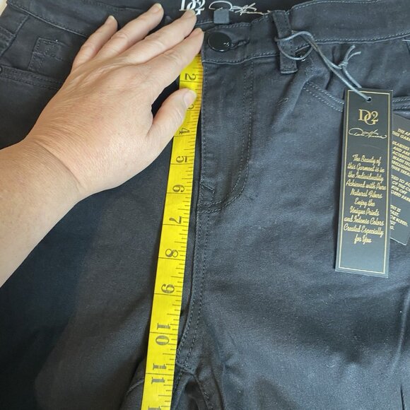 DG2 Diane Gilman Womens Jeans Black Classic Stretch Gemstone Leg Detail Sz 8 NWT - Picture 11 of 12